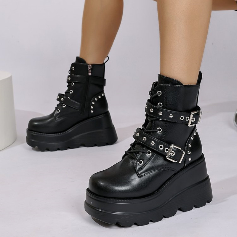Leather Classic Strap - Bottines en cuir pour femme, nouvelle