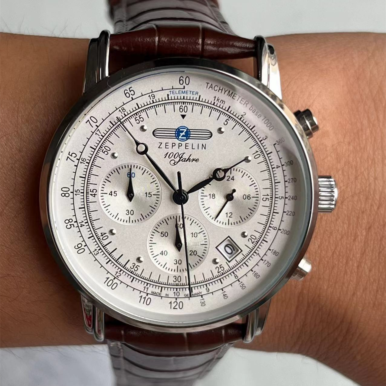 Nouvelle montre à quartz pour  - Smartwatch Touch avis et prix